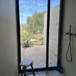 Infissi in Acciaio in Residenza Privata a Ostuni