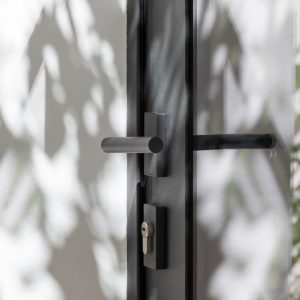 Infissi in Acciaio in Residenza Privata a Parabita